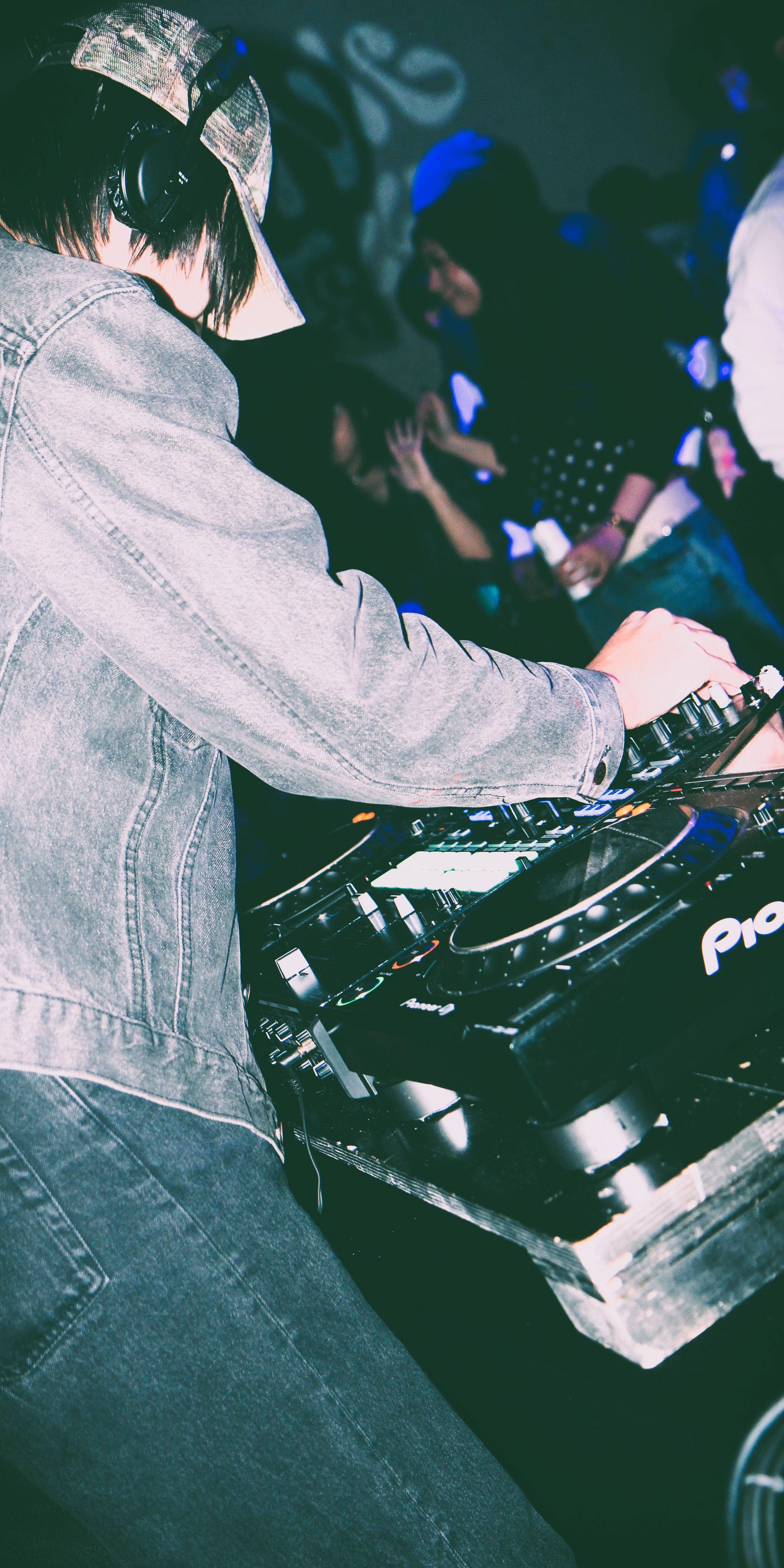 DJ at sonic satellite
